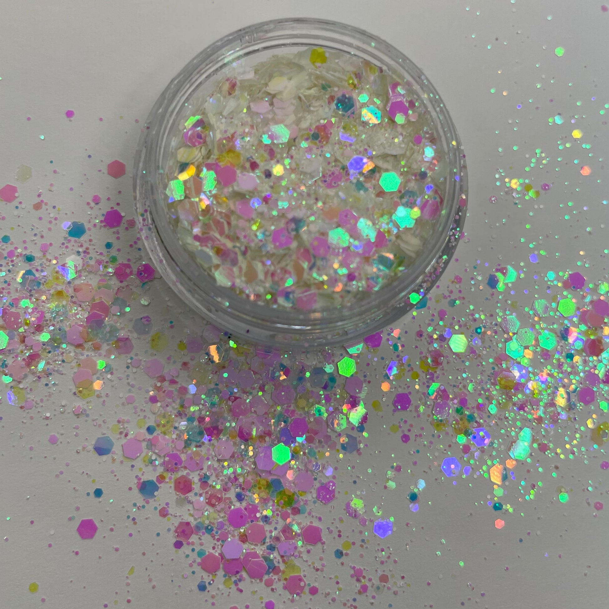 Illusion G004 - Kreativ Nail Supply